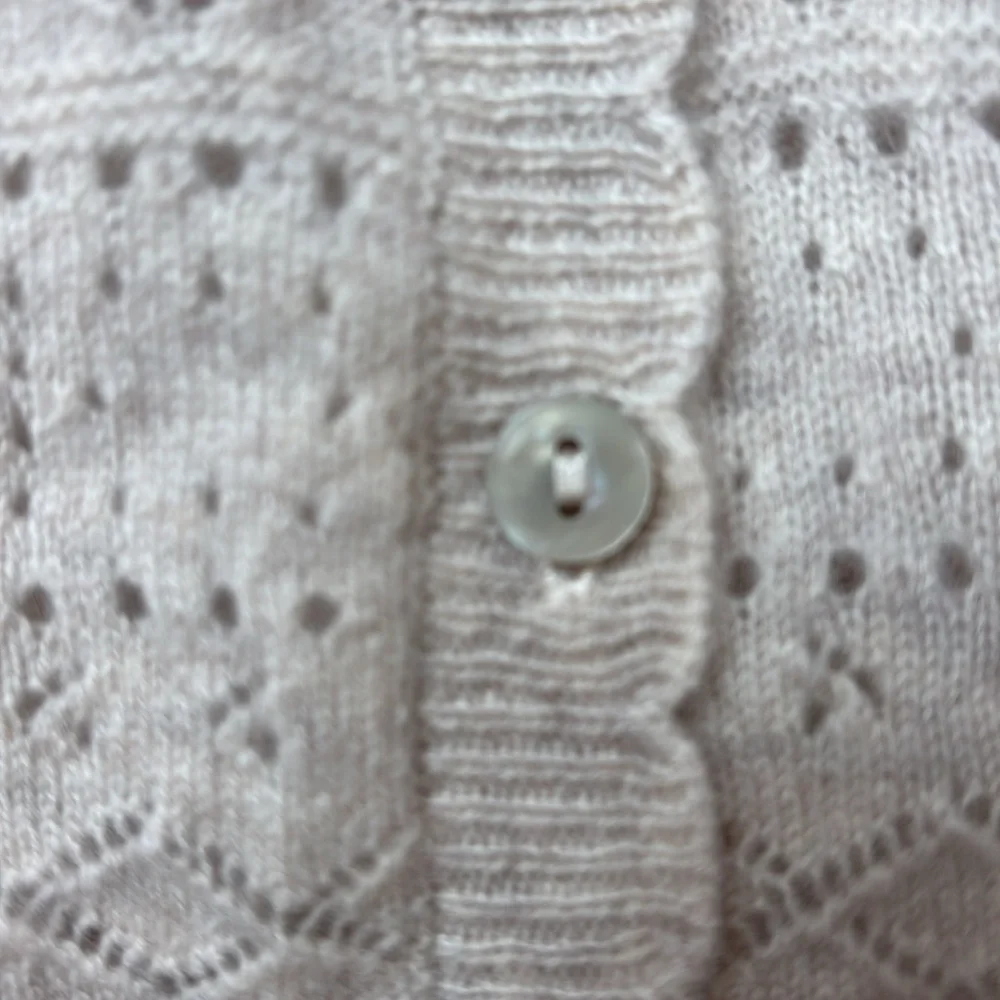 House of Harlow 1960 Cashmere Cardigan in Beige Light Cropped Size Medium NWT - Picture 3 of 10